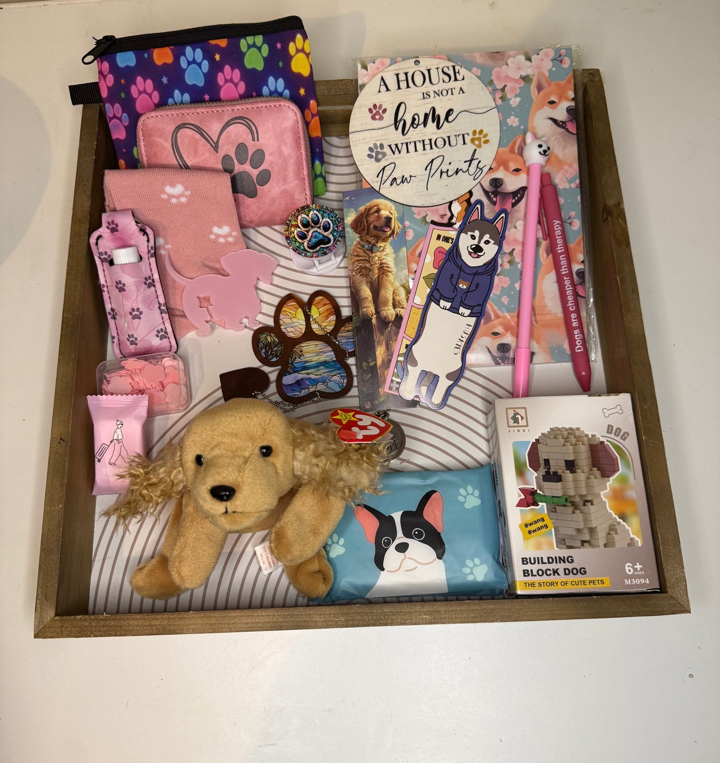 Dog Lover Scoop (No dog toys)